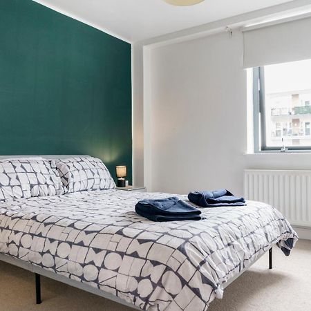 Stylish City Centre 2 Bedroom Apartment With Belfast Cityscape View Exterior foto
